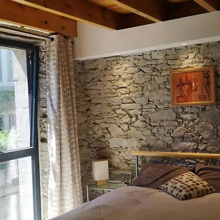 Diamond - Dans Vieux Prieure Pres De Carcassonne Sainte-Eulalie (Aude)